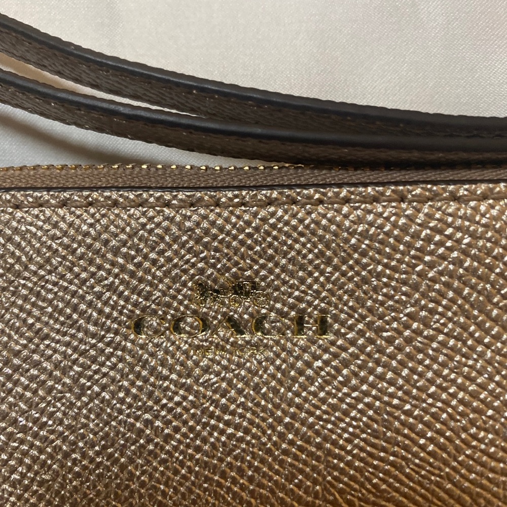Coach gold metallic wristlet - Picture 2 of 4